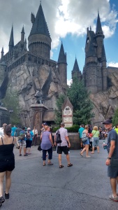 A escola de magia de Hogwarts.